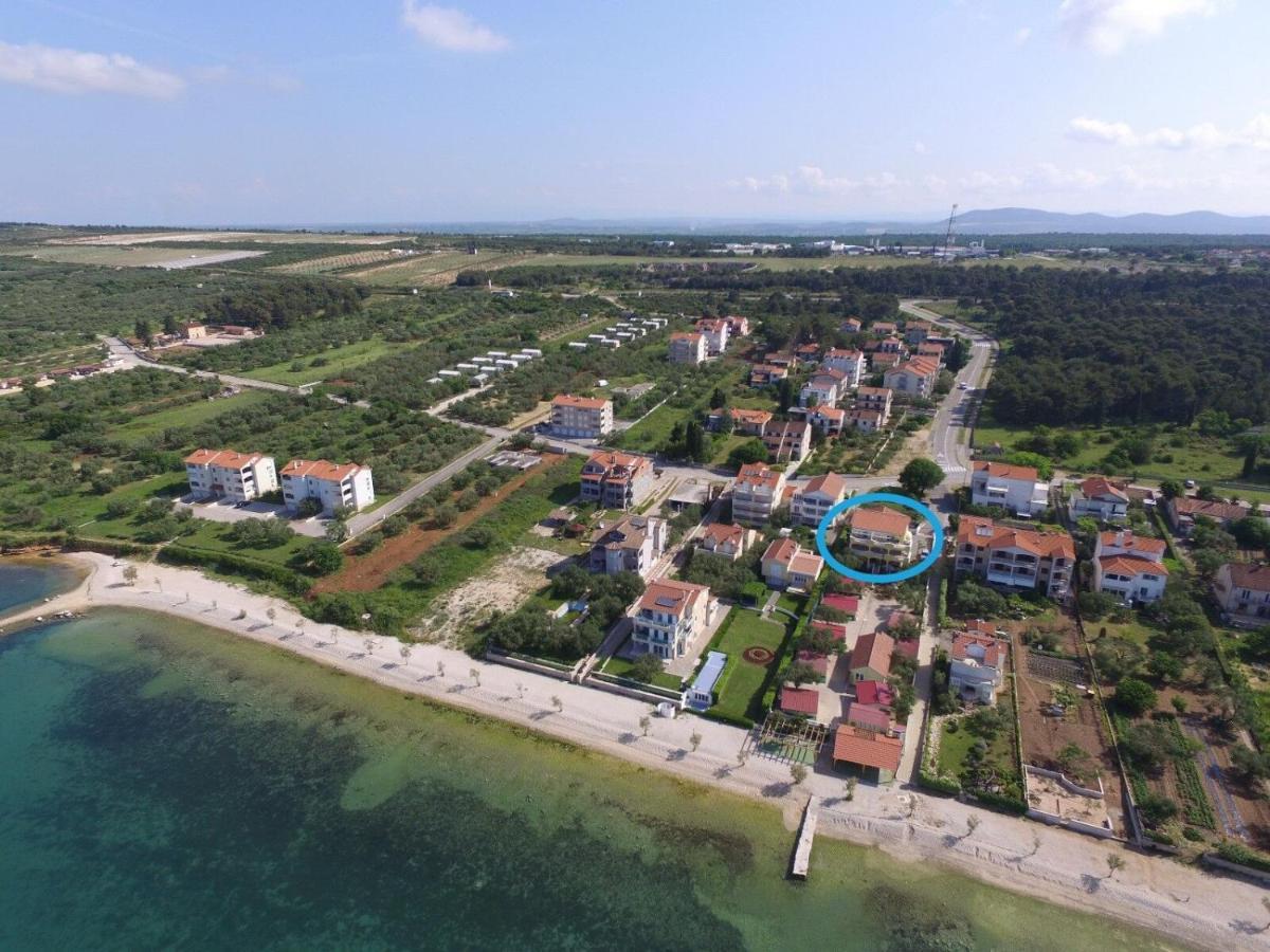 Apartments Dandelion Biograd Na Moru Esterno foto